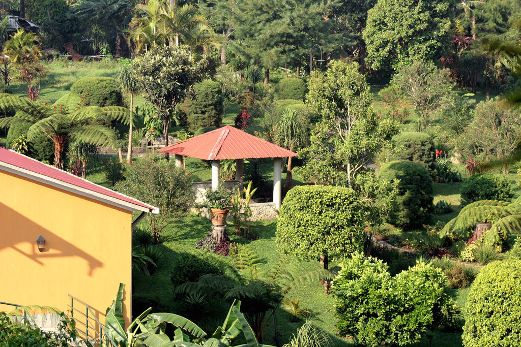 Park Hotel Santa Cruz Verapaz Exterior photo